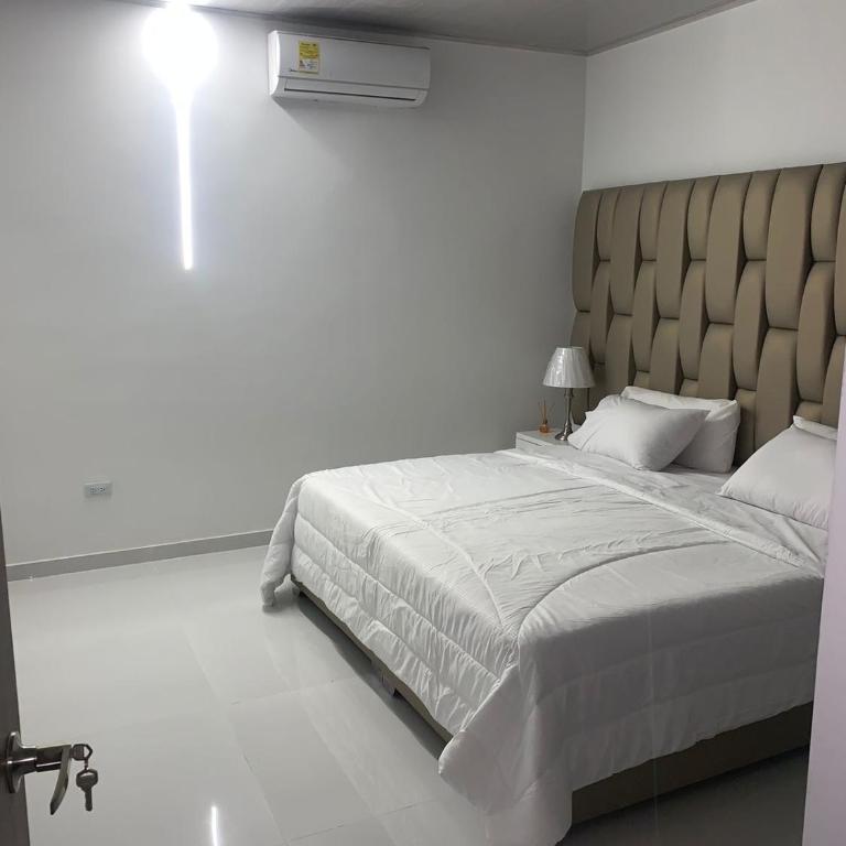 Apartahotel Noche de Luna - Habitación Doble Estándar - 4