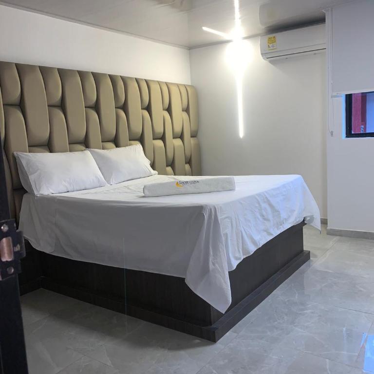 Apartahotel Noche de Luna - Habitación Doble Estándar - 2