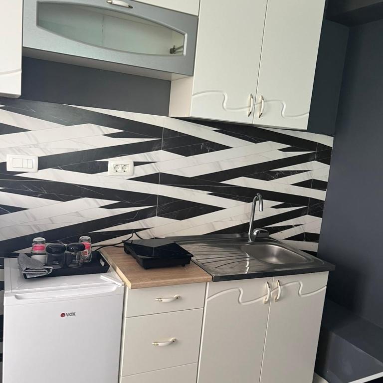 Apartman Glorija - Studio Apartment - 13
