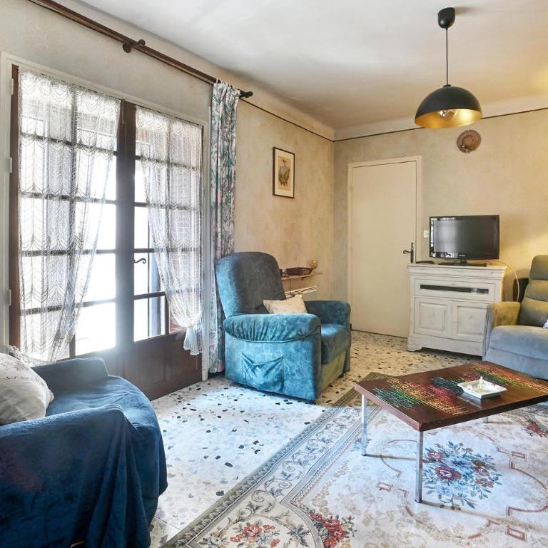 4 Bedroom Stunning Home In Bédoin - Maison de Vacances 4 Chambres - 1