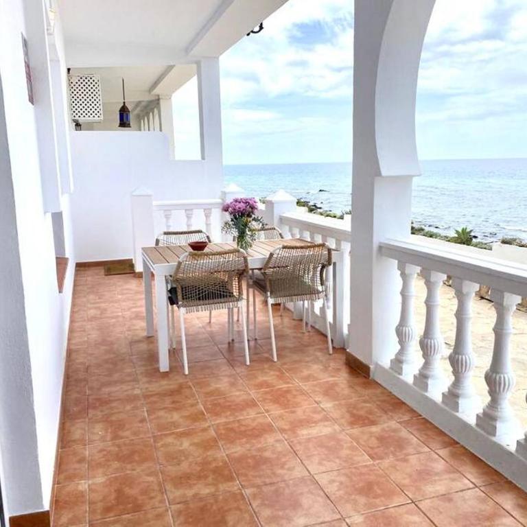 Primera Línea de Playa Increíbles vistas - Apartamento de 2 dormitorios - 3