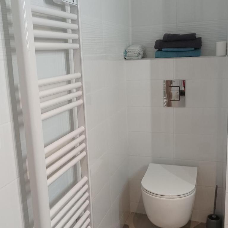 MENTON A 2 pas des plages de sable et du centre ville beau 3 pièces pour 3 personnes - Appartement 2 Chambres - 12