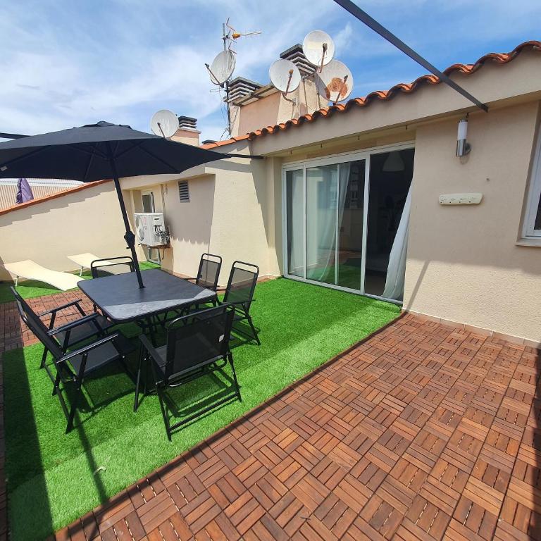 Penthouse Blanes - Apartamento de 3 dormitorios - 2