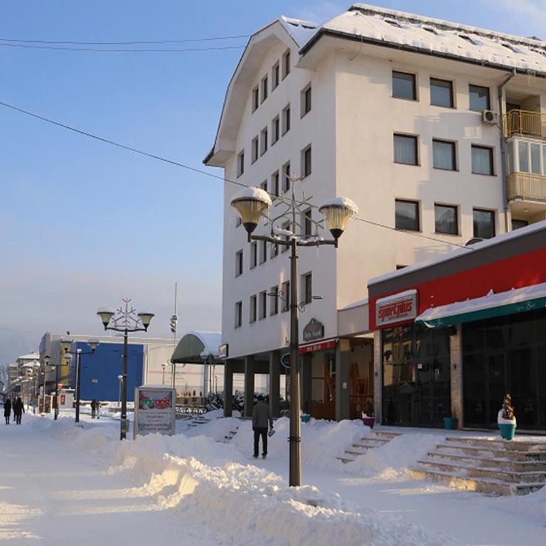 Snowball - Three-Bedroom Apartment - 6