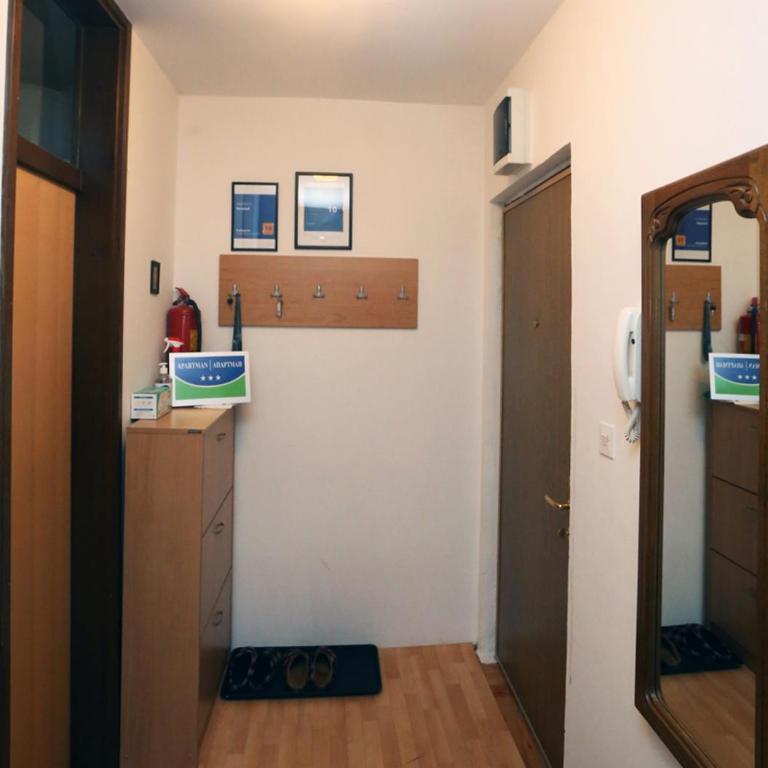 Snowball - Three-Bedroom Apartment - 12