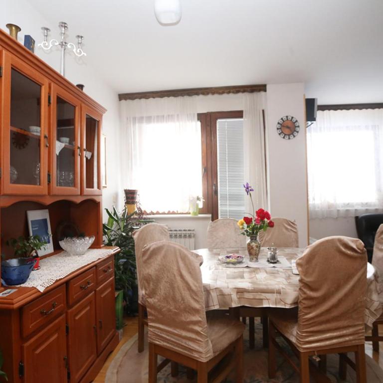 Snowball - Three-Bedroom Apartment - 20