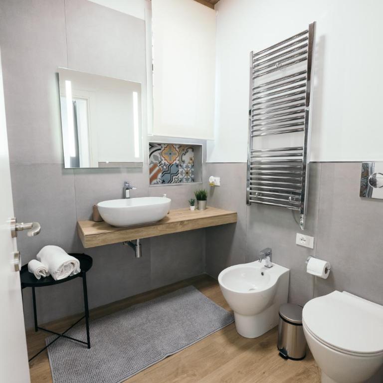 La Casa di Ale - Appartamento con 2 Camere da Letto - 8