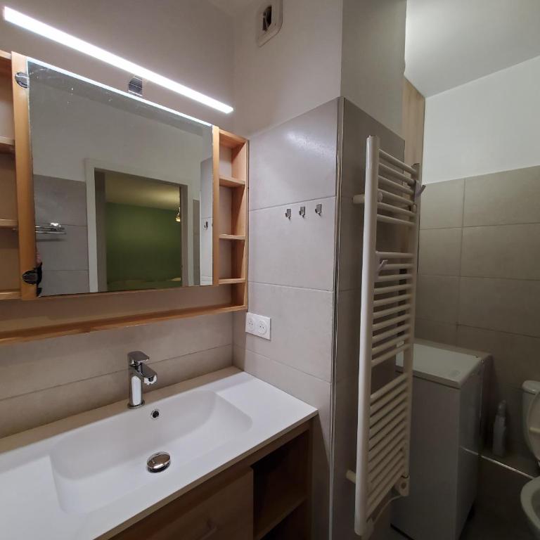 Port FREJUS 3 Pieces climatise 80m2 Proche de tout - Appartement 2 Chambres - 21