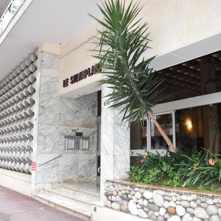 Beau studio centre Juan les Pins à 300m des plages - Apartment - 2