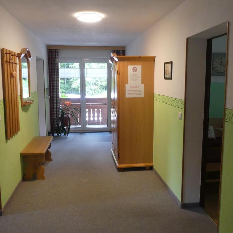 Ferienwohnungen Haus Kunterbunt - Apartment mit Balkon - 8