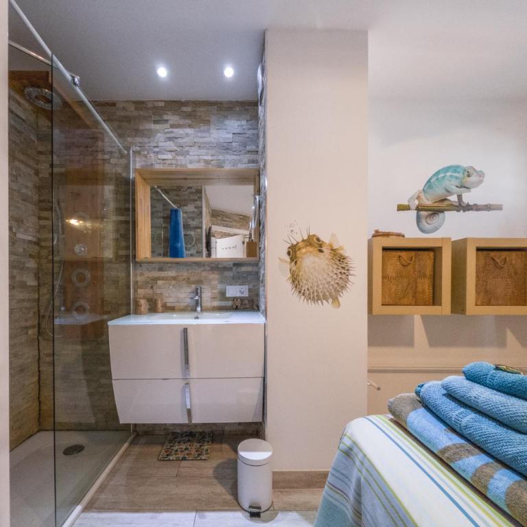 GO2TENERIFE Apart'Cala Pool & Beach at 5 mins - Apartamento con vistas a la piscina - 9