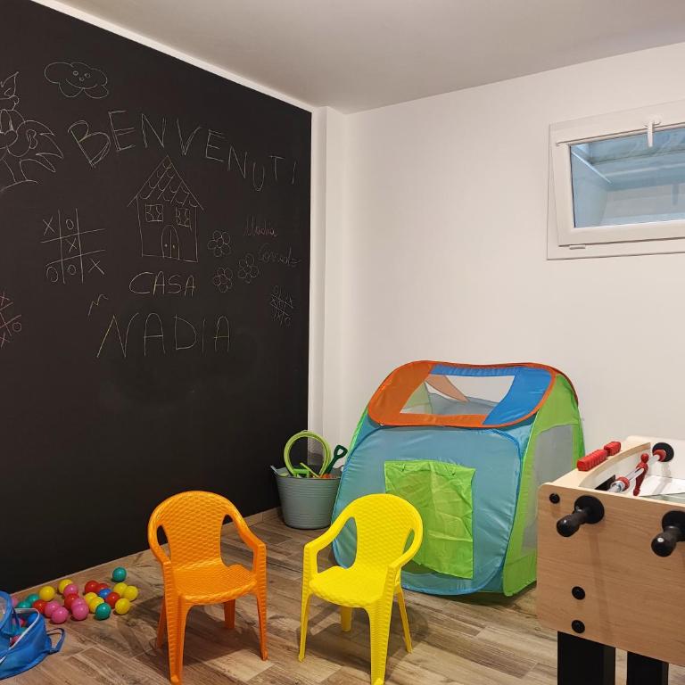 Italian Experience-CASA NADIA a pochi passi dal mare con garage, terrazza e sala giochi - Appartamento con 3 Camere da Letto - 11