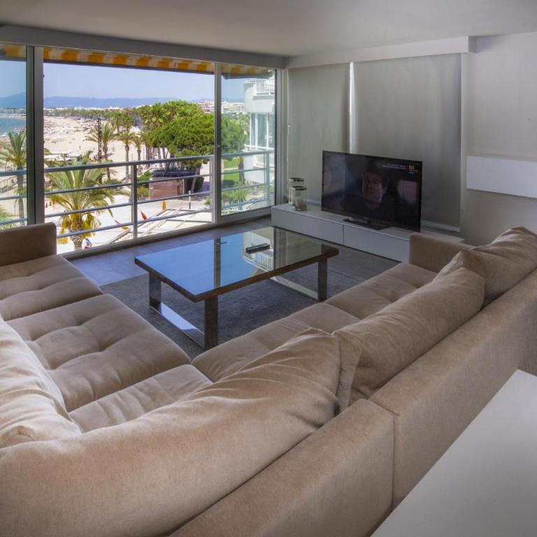 GLAM ONLY FAMILIES Planet Costa Dorada - Apartment with Sea View - 1