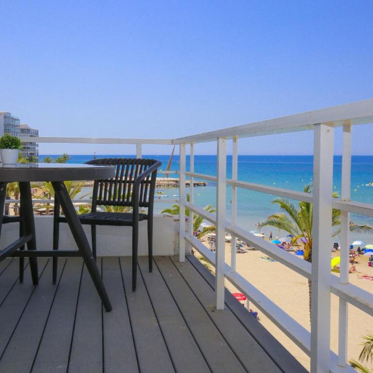 GLAM ONLY FAMILIES Planet Costa Dorada - Apartment with Sea View - 4