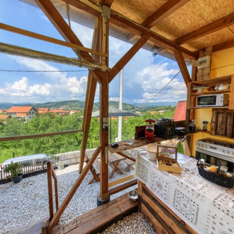 Bosnian Pyramid Glamping - Standardni Bungalov - 16