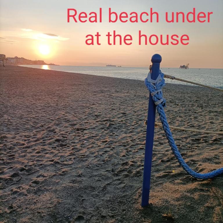 House of fly with sea view, front the beach - One-Bedroom Apartment - 5