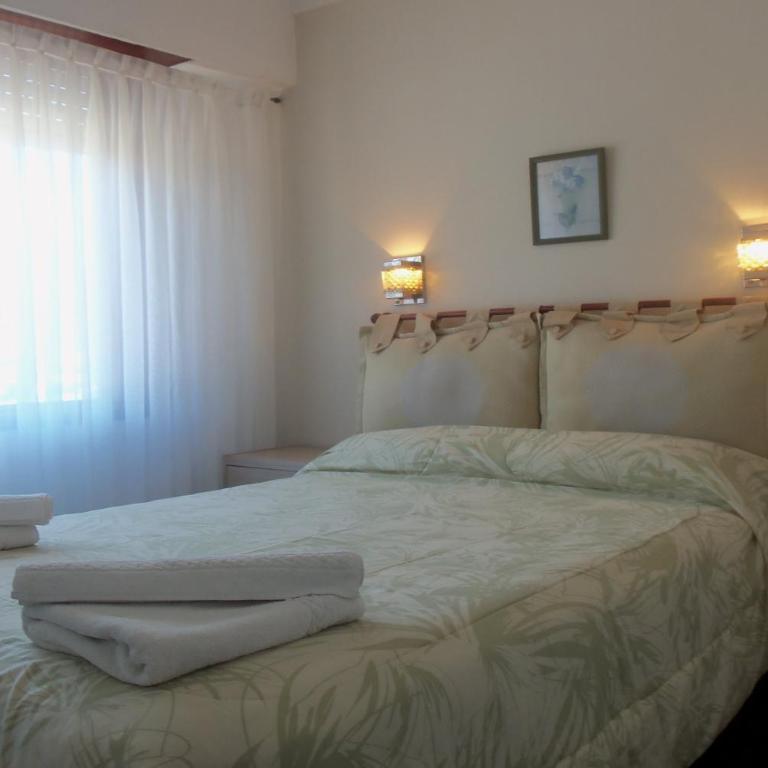 Dino´s Hotel - Small Double Room - 2