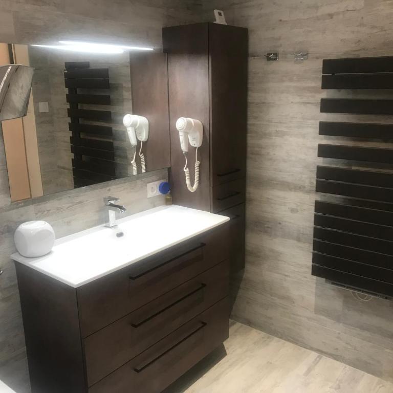 Le 7 & ses chambres Climatisées ! - Doppelzimmer mit eigenem Bad - 30