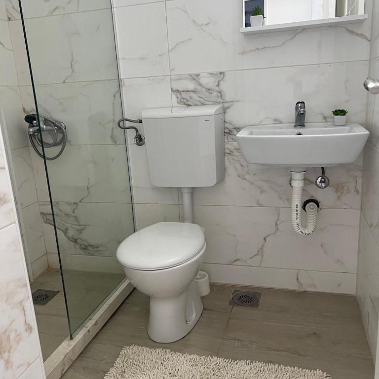 Rasi Luxury Apartments - Deluxe Studio - 1
