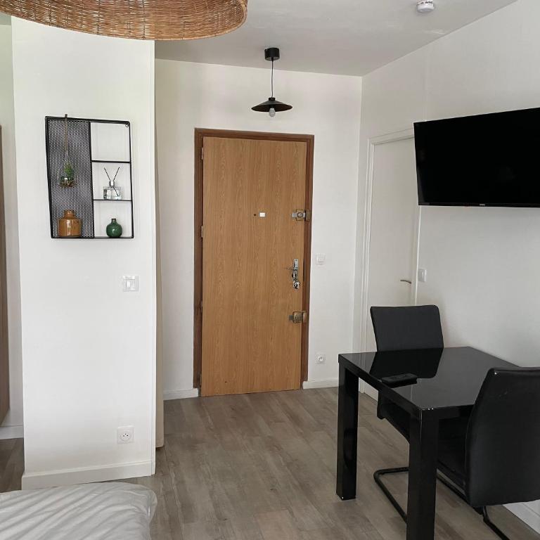 Studio hypercentre 27m2 avec balcon et parking - Apartment mit 1 Schlafzimmer - 6