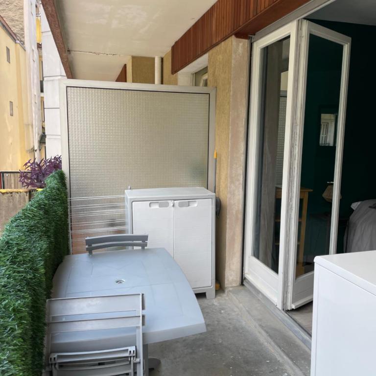Studio hypercentre 27m2 avec balcon et parking - Apartment mit 1 Schlafzimmer - 7