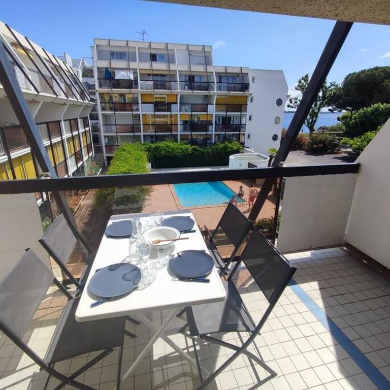 T2 au ponant avec piscine - Appartamento con 1 Camera da Letto - 8