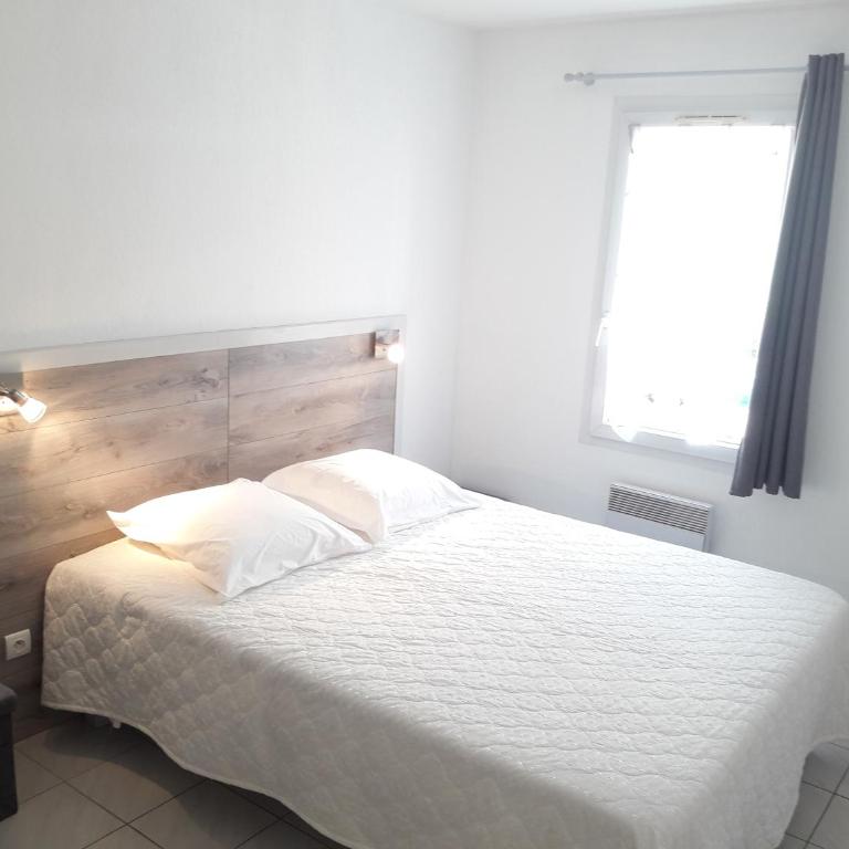 Superbe Appartement FREJUS PLAGE - Appartement 2 Chambres - 12