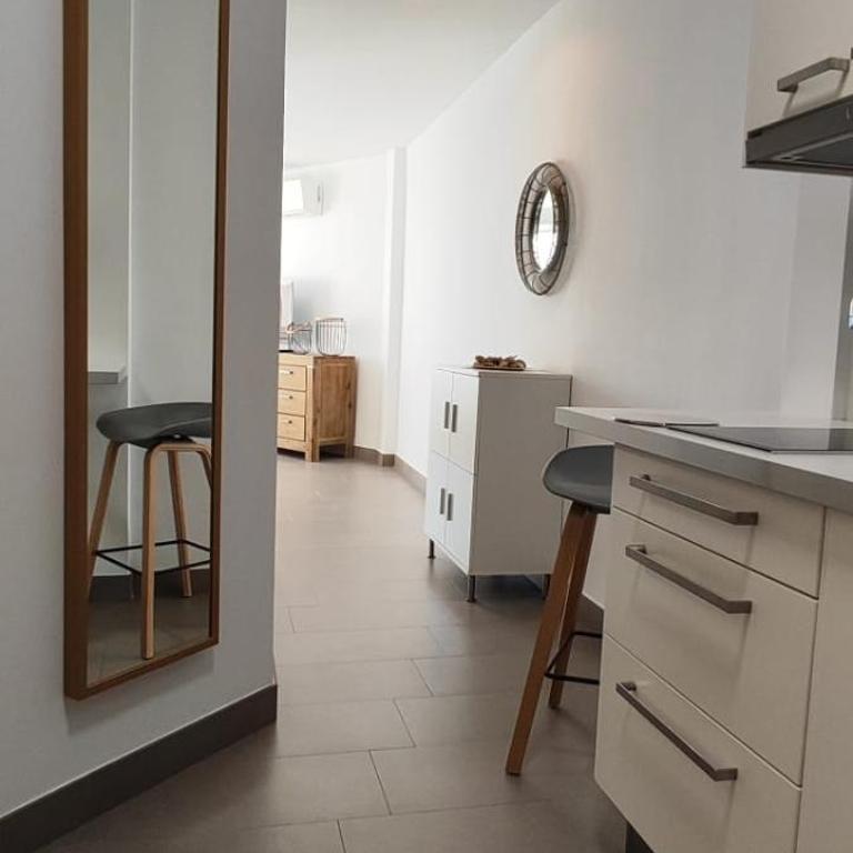 Espectacular apartamento, urbanización primera linea de playa - Apartamento de 1 dormitorio - 4