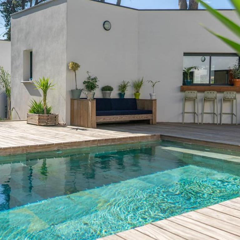 Villa haut de gamme 160 M2 Piscine chfé et Jacuzzi - Villa - 8
