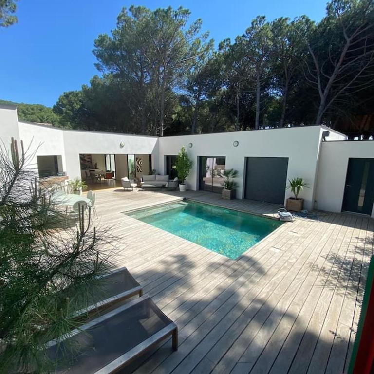 Villa haut de gamme 160 M2 Piscine chfé et Jacuzzi - Villa - 21