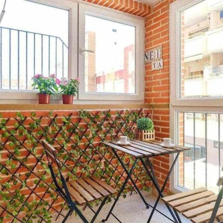 Flamenco Chill Apartment - Two-Bedroom Apartment - 35