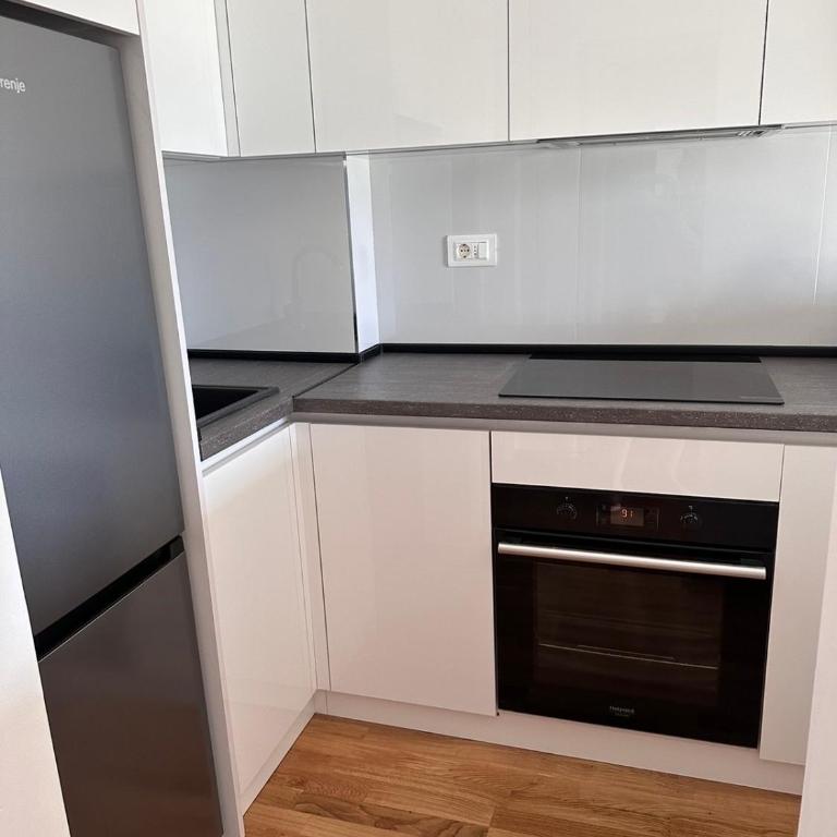 Lux studio apartment Bečići-Budva - Studio Apartman - 13