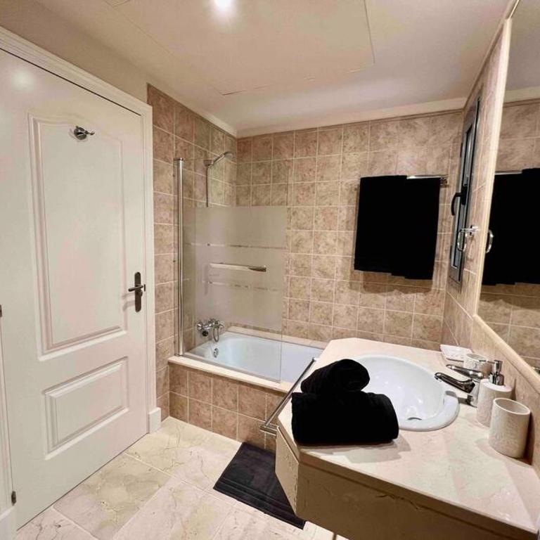 3 BR in a gorgeous complex - Apartamento de 3 dormitorios - 20