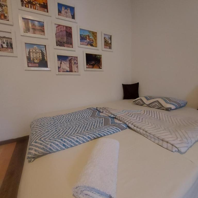 Pandora's Place - Deluks Dvokrevetna Soba sa Bračnim Krevetom - 7