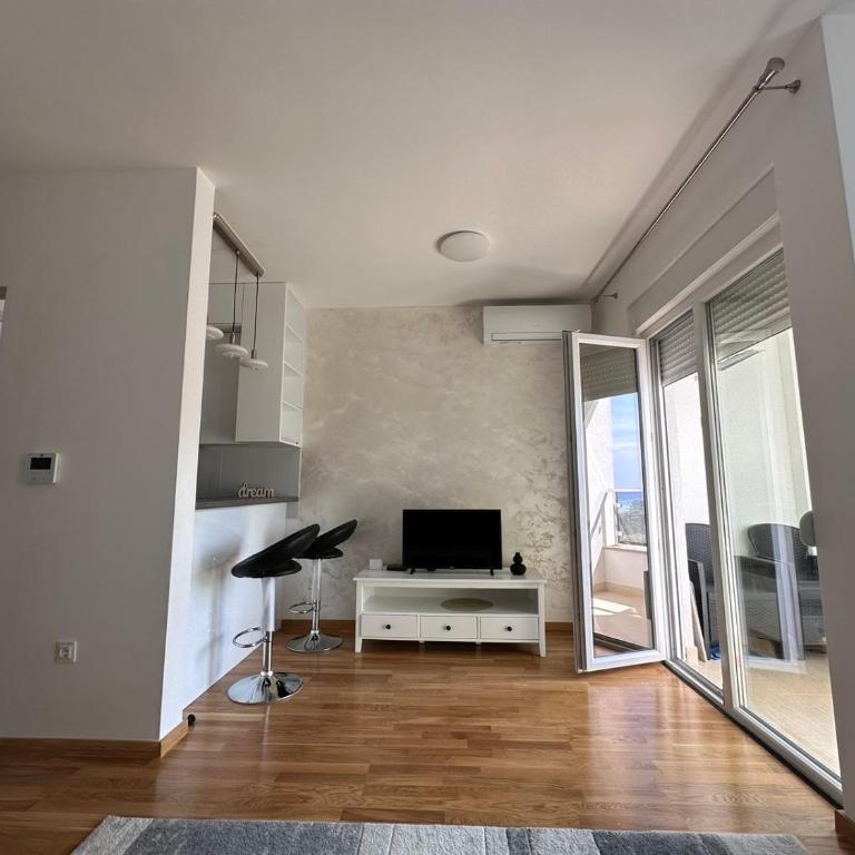 Lux studio apartment Bečići-Budva - Studio Apartman - 10