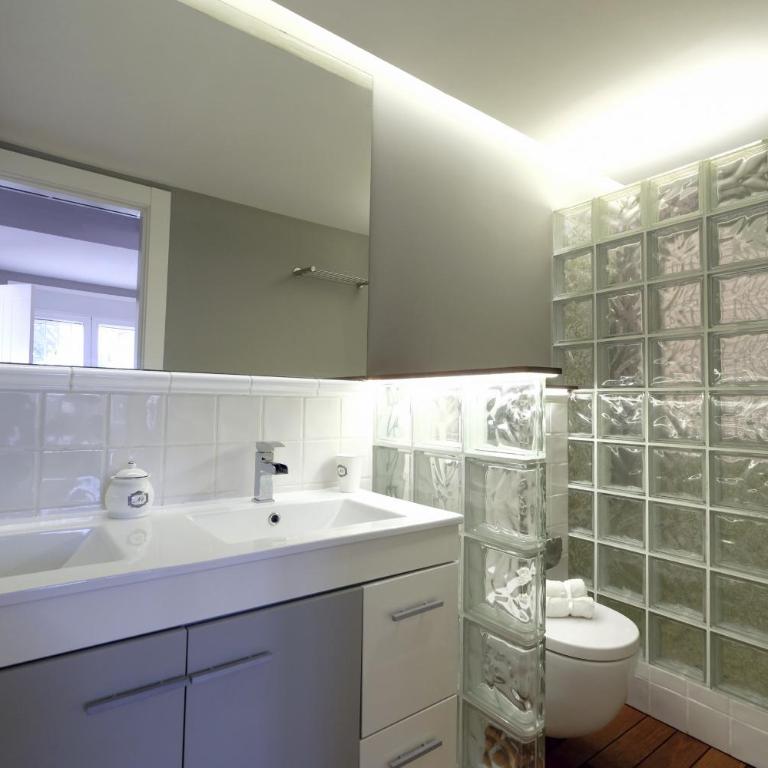 New Luxe Metropolitan - Apartment with Sea View - 5