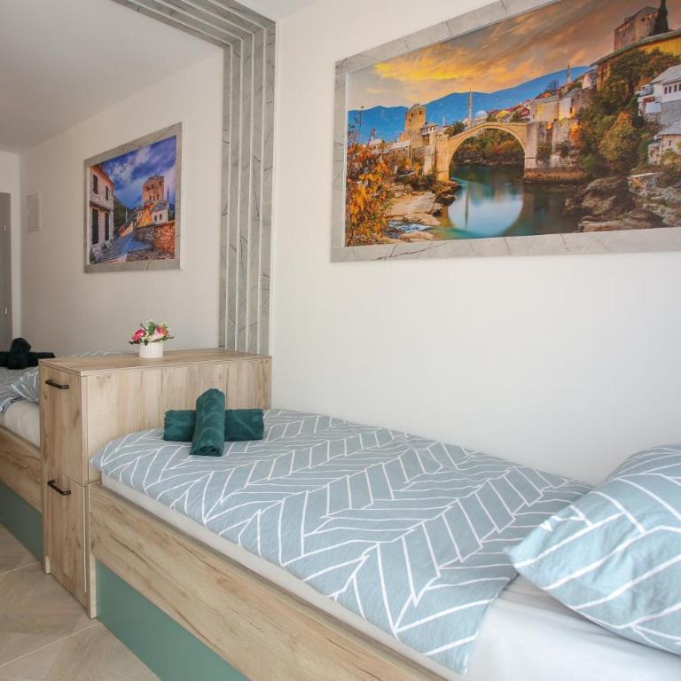 Apartments & Rooms ARCH - Quadruple Room with Balcony - 3