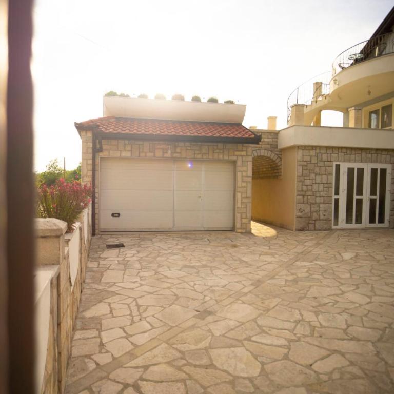 Apartman Kovac 2 - Apartman sa 2 Spavaće Sobe - 92