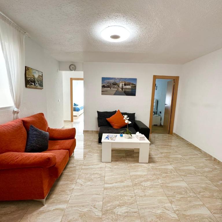 Boutique Apartment by the Sea - Apartment with Balcony - 7