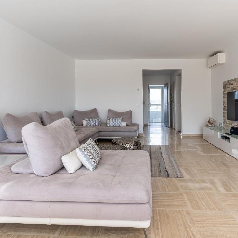 Grand 4 pièces 6 personnes fabuleuse vue mer clim garage - Appartement 3 Chambres - 16