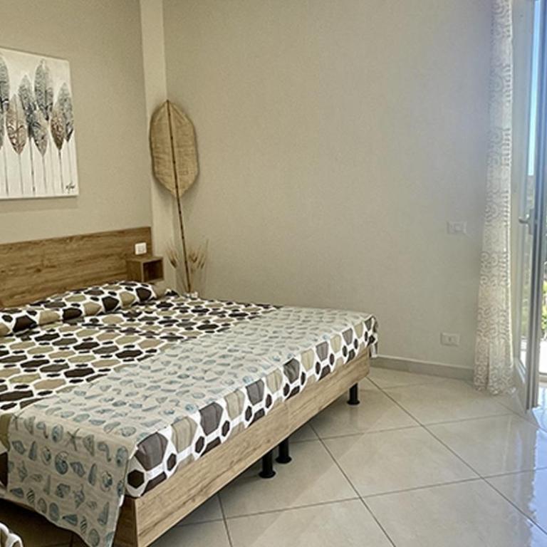 Vittoria Luxury Suite - Camera Tripla Superior con Vista Mare - 14