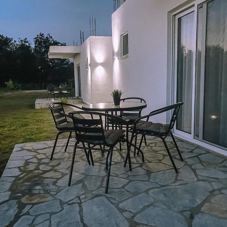 Apartmani Živanović Ulcinj - Kuća sa 1 Spavaćom Sobom - 9