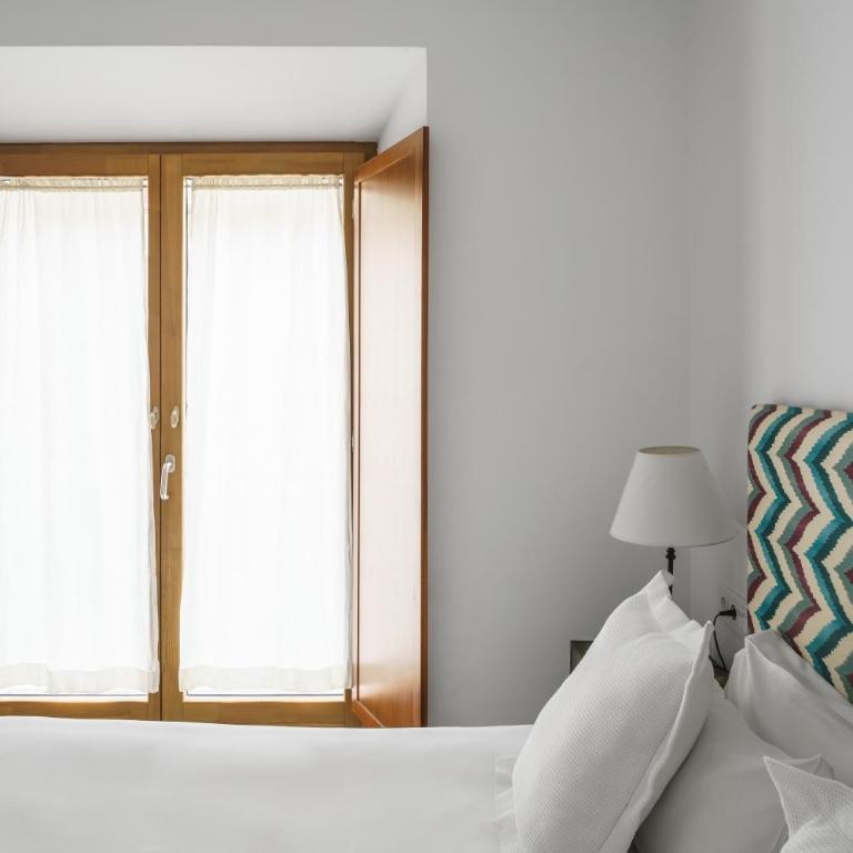 Numa Seville Molina - 3 Bedroom Apartment with Balcony - 11