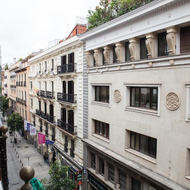 Apartments Madrid Principe 2 - Family Studio - 11