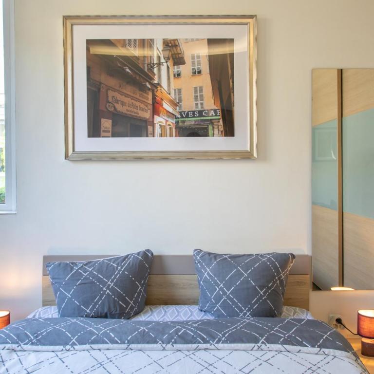 BEAUTIFUL apartment , beach 3 min walk , free parking, near Negresco - Appartement 2 Chambres - 11