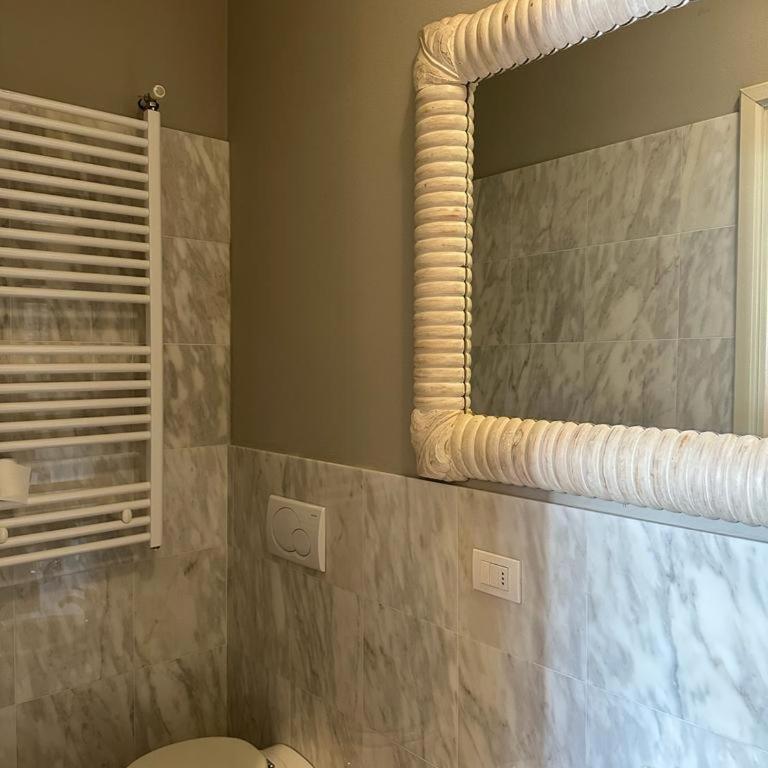 CARDUCCI 3 - Appartamento con 2 Camere da Letto - 10