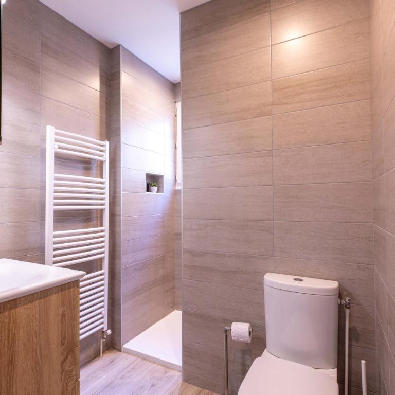 T3 avec Terrasse & Jardin Proche de la gare Alfred Musset - Appartement 2 Chambres - 15