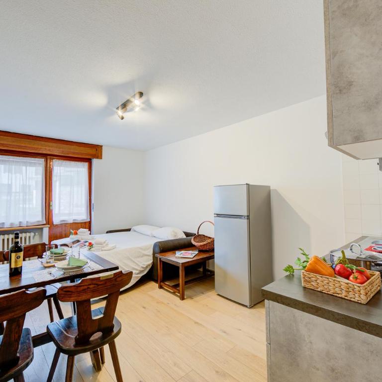 Studio Genzianella Ski In-Ski Out 100m - Happy Rentals - Monolocale con Balcone - 7