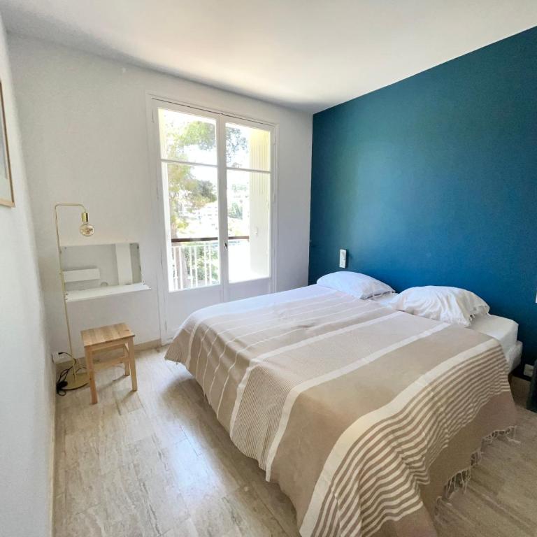 CassisCentre-pour famille-piscine plage - 4pers - Apartment mit 2 Schlafzimmern und Balkon - 12