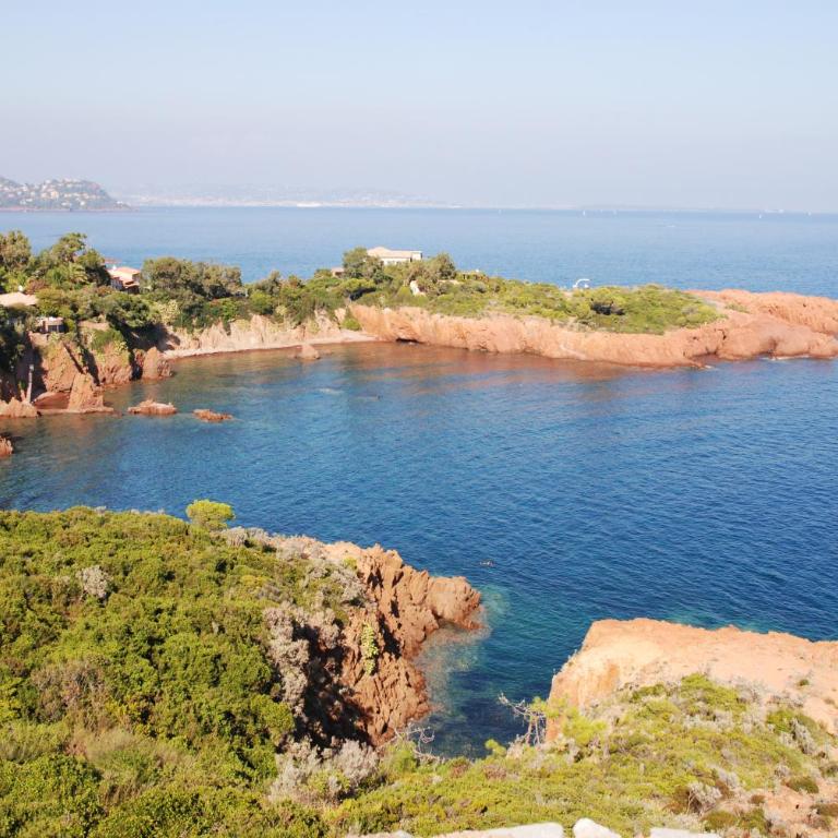 Agay Cap Esterel Le Hameau F2 Clim plein sud dernier etage Magnifique vue mer - Appartement 1 Chambre - 21
